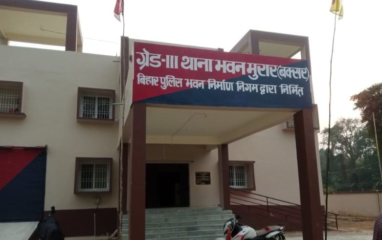 300 rupye ghos lete dharaya sub inspector 