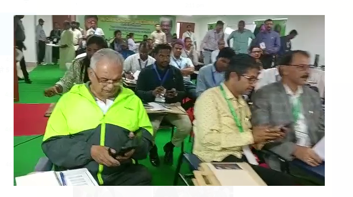 pahli bar khel ke vikas ko lekar workshop ka aayojan 