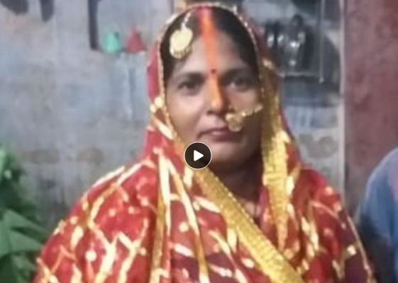 Aniket played mud Holi in Samastipur..then angry Shyam shot and killed his mother..