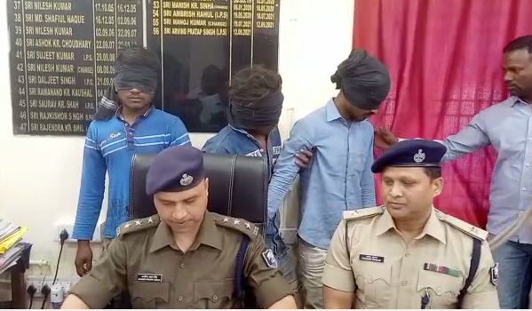 lootpat karne wale giroh ka bhandafod 