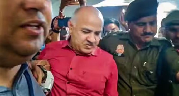 manish sisodia ki aur badhi mushkilien 