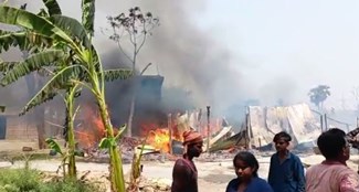 Cylinder blast amid fierce fire in Muzaffarpur..