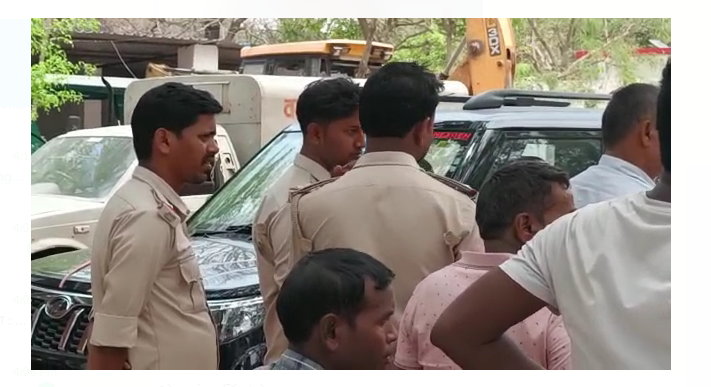 karobariyon mai macha harkampa 