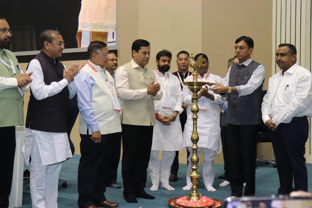To promote medical tourism in Jharkhand, cooperate in the construction of Yoga and Ayush centers in Neterhat and Patratu: Minister Banna Gupta