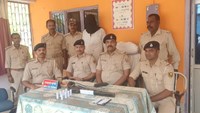 Jamui police and STF arrested a notorious person with rifle...