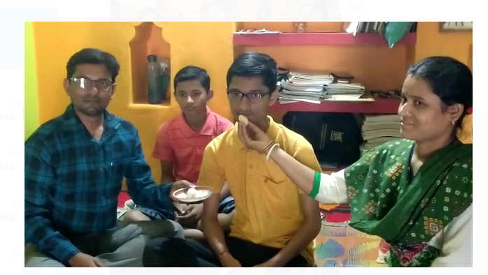 matric parikchha mai safalta se khushi 