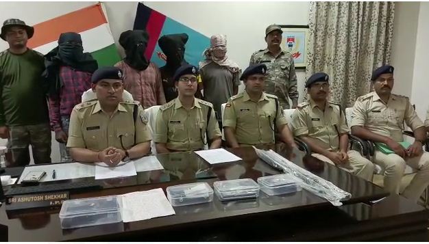 Police arrested four criminals