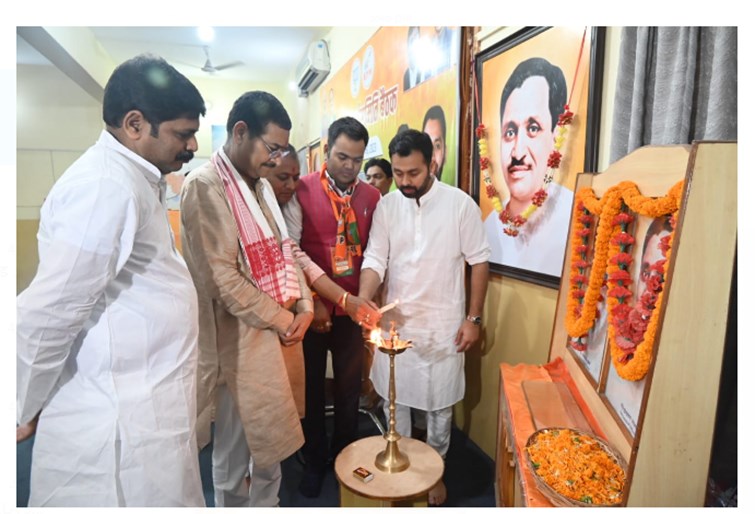 bjp ka mahajansamparka abhiyaan 