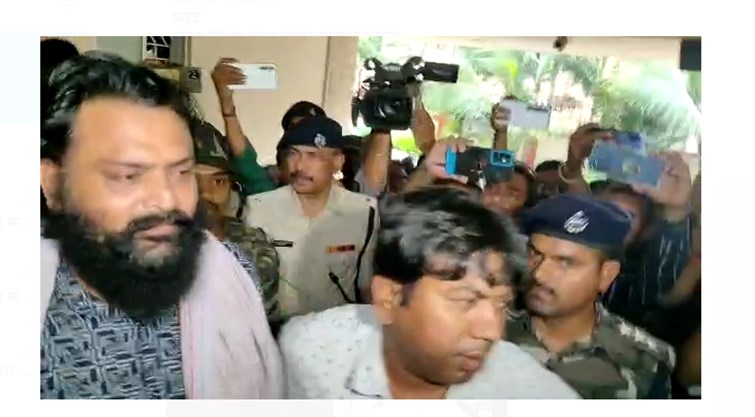 dinesh gop ko bheja gaya nyayik hirasat mai 