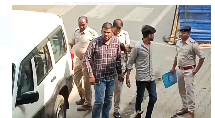 bijlee ka fase change ko lekar vivad mai youwak ki hatya 