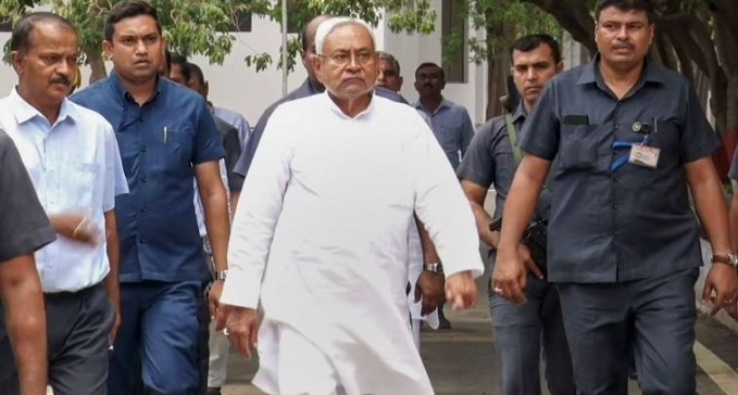  CM Nitish suddenly reached JDU office