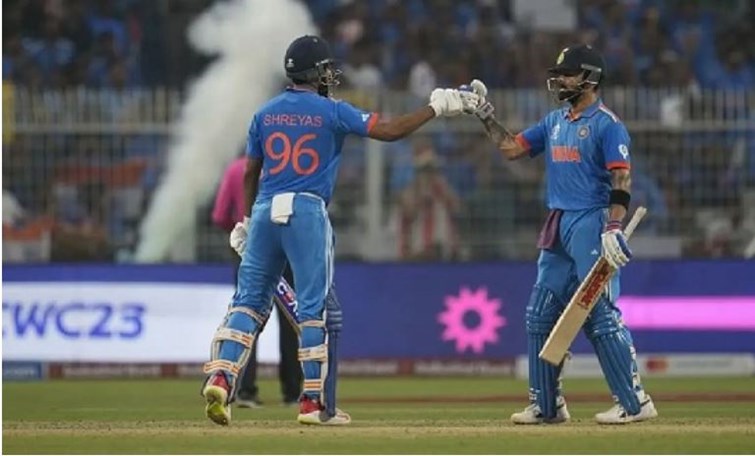 India gave a crushing defeat to New Zealand in the semi-finals, Virat Kohli broke Sachin Tendulkar's record by scoring 50 centuries.