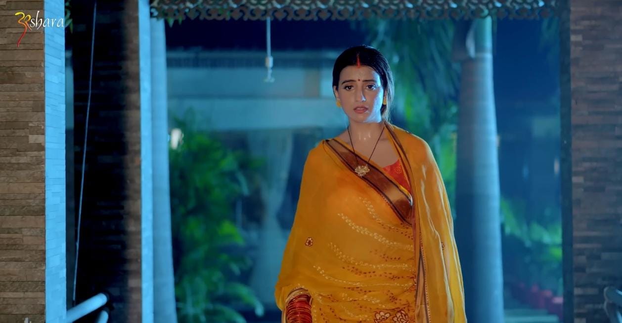 akshara singh ka new chath geet nirmohiya reliese