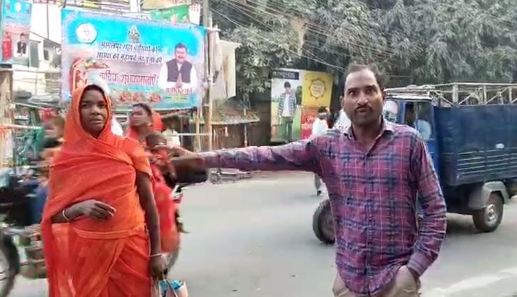 sas ke piche pada damad, bola patni na sahi aap hi chalo sath khob chala high voltage drama 