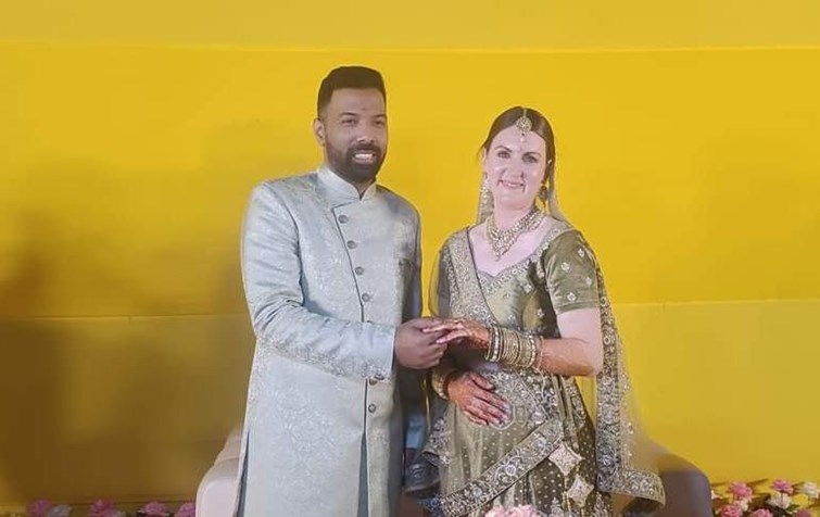 Bihari youth won the heart of a foreign woman, got engaged in Patna..