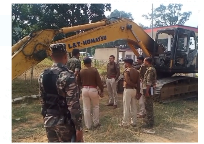 simdega mai naxaliyon ne poklen ko foonka 