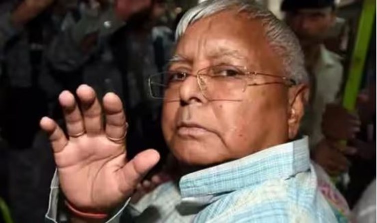 On the demand for special state status, Lalu said that if Bihar does not get special state status, he will overthrow Modi government.