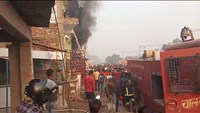 BREAKING Massive fire in Motihari's Ghoda Sahan, many died due to scorching