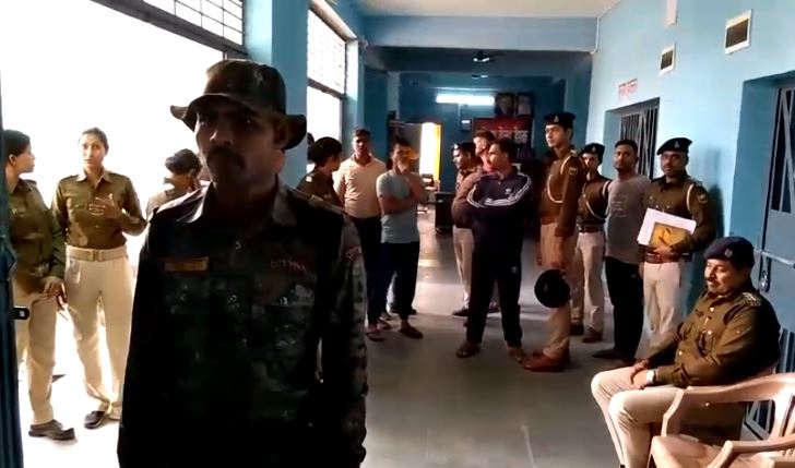 bhagalpur me mt prabhari ka shav milne se sansani, police mahkme me hadkamp 