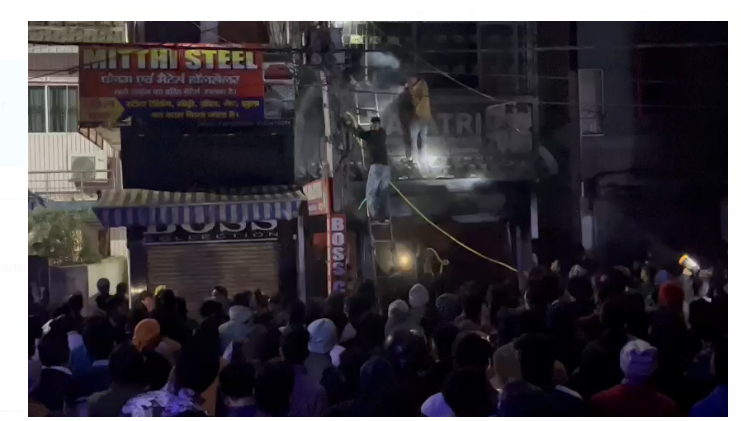 hazaribag mai tent house mai lagi aag 