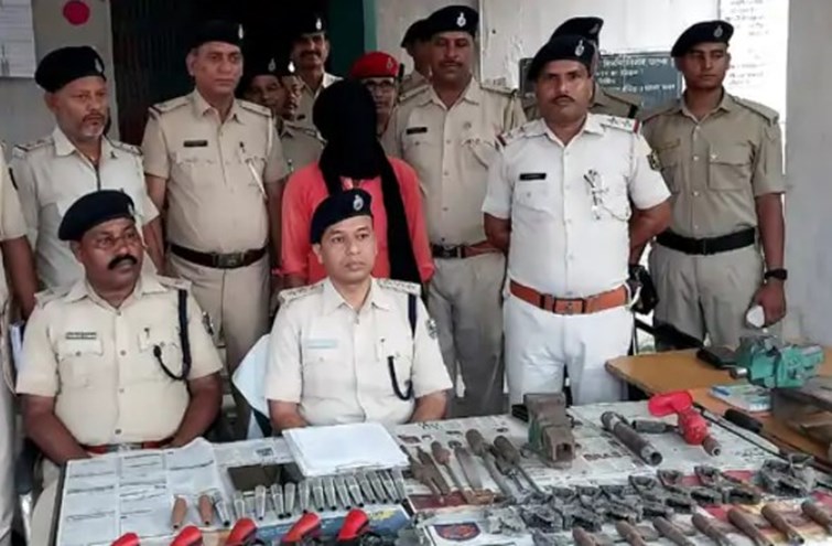 nalanda me mini gun factory ka pardafash, sanchalak arest 