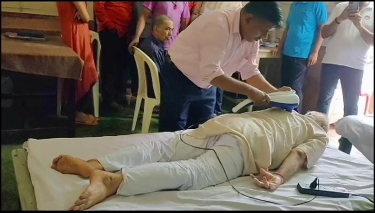 Marwari Yuva Manch organized a free five-day physiotherapy camp