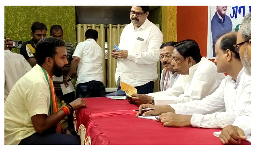 sahebganj mai mantri aalamgir aalam ne ki jansunwai 