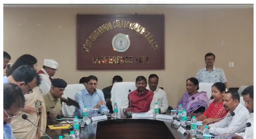 chaibasa mai disha ki baithak 