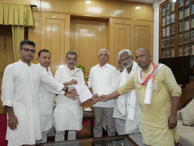  Upendra Kushwaha met Governor regarding caste survey, 5 member delegation also met, submitted memorandum