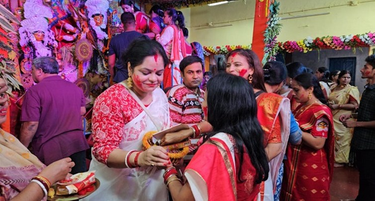 'Sindoor Khela' ceremony in Gaya
