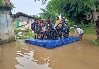 Many villages submerged, panic among people