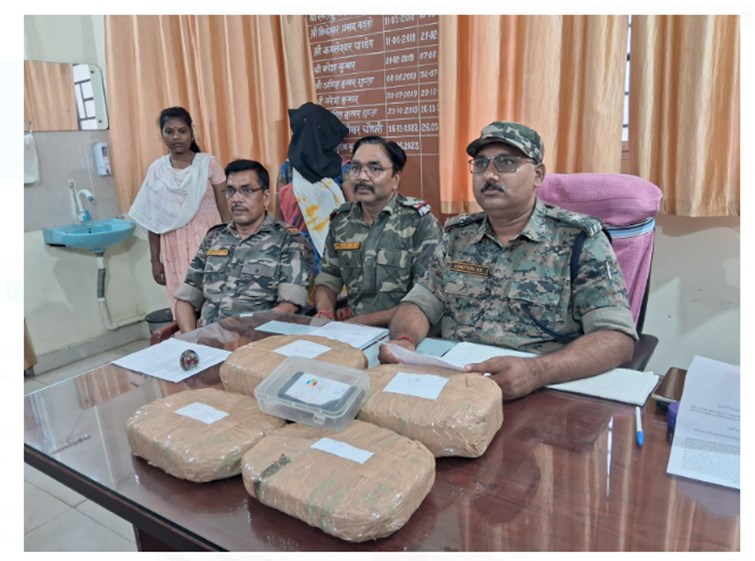 ganja taskari ke khilaf karrawai 