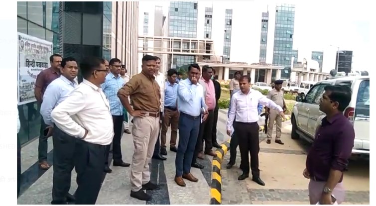 deoghar aiims ke warshik samaroh ki taiyariyan jodon per 