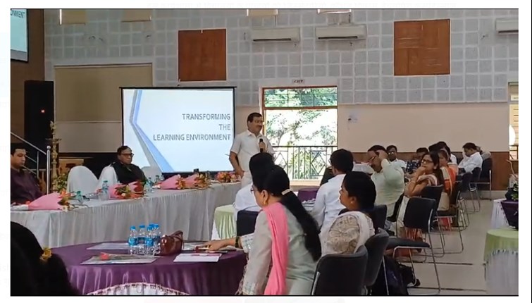 80 cm school of excellence ke pracharya ka kaaryashala 