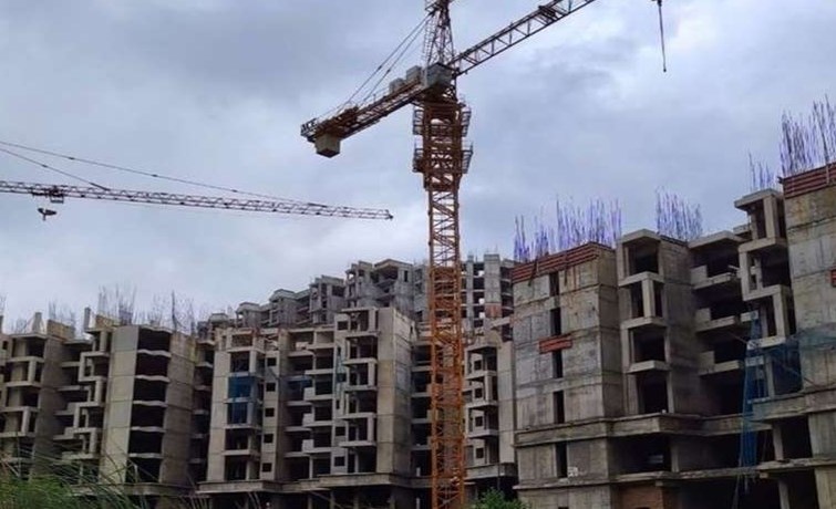 lift collapse in noida aamrapali group ki giri lift 4 ki maut 