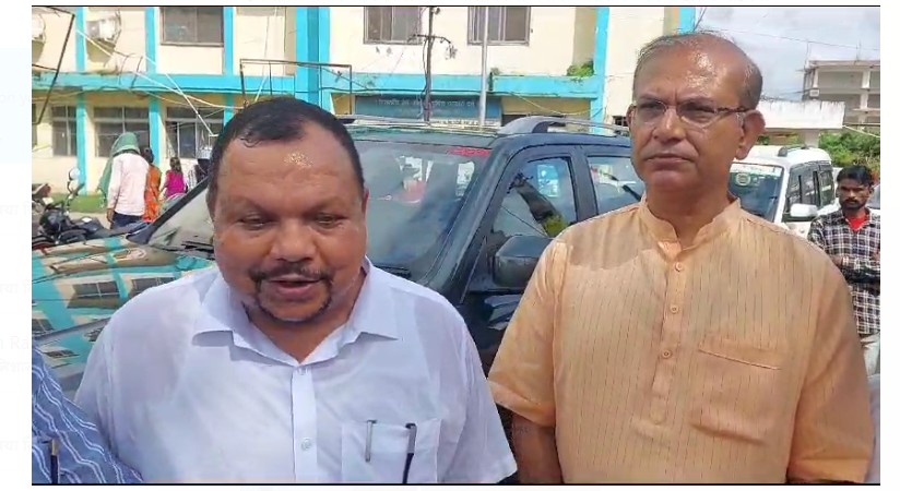 sansad jayant sinha ne aspataal ka kiya auchak nirixan  