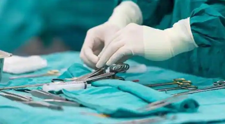 cosumer forum ne doctor par thonka bhari bharkam jurmana 