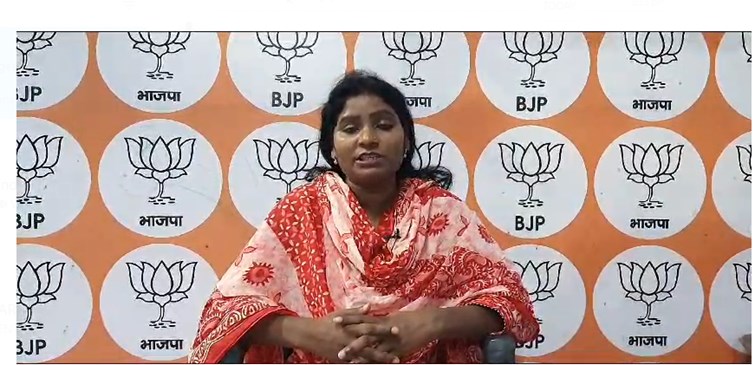 mahila aarakchhan bill pesh hone per aasha lakda ne kaha 