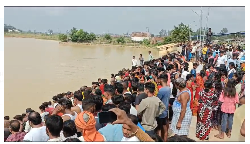 giridih mai balu lane gayi 5 bachiyan talaab mai dubi 