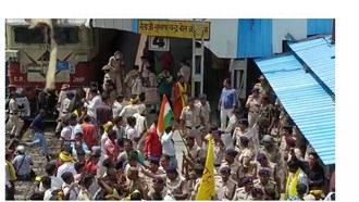 baghmara mai bhi rail chakka jaam aandolan jaari 