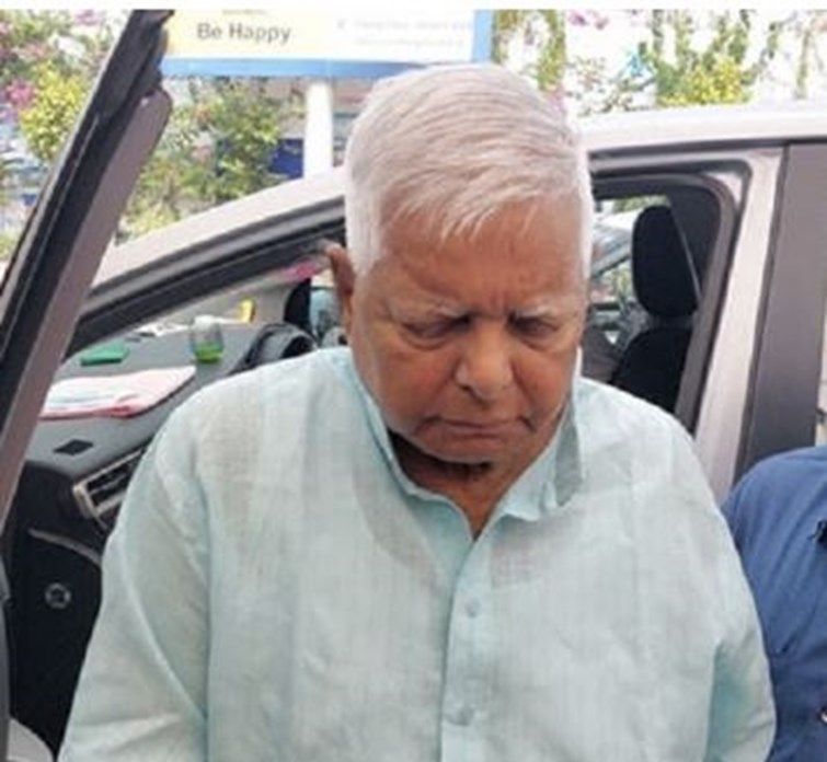 RJD supremo Lalu Yadav reached Patna's CBI court, know the reason