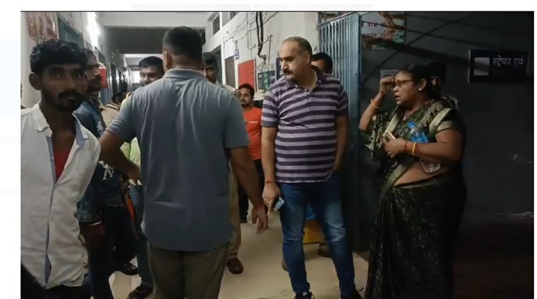 pariwar mai maatam 