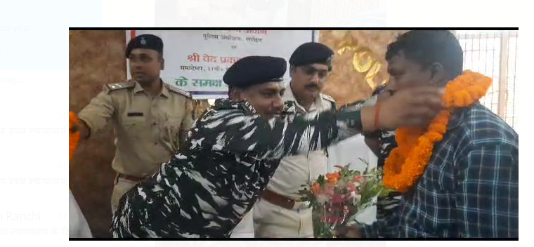 jjmp ke subjonal kamandar kamlesh singh ne dala hathiyaar 