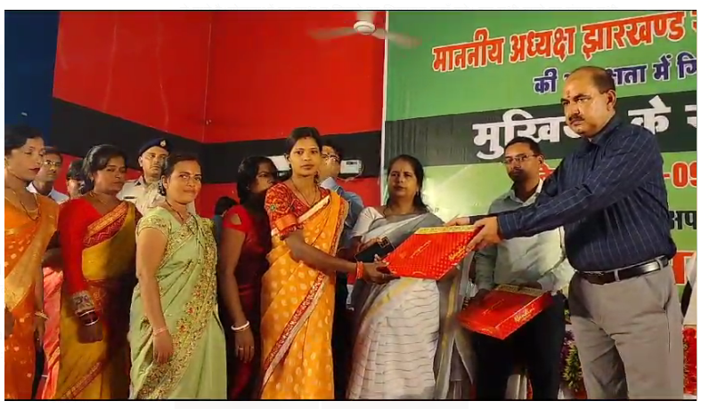 giridih mai rajya khadya aayog ke adhyakchha ne kaha 