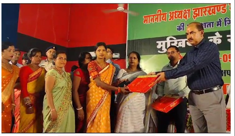 giridih mai rajya khadya aayog ke adhyakchha ne kaha 