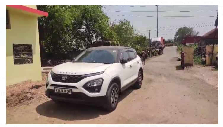 nirsa mai 34 lakh se adhik cash baramad  