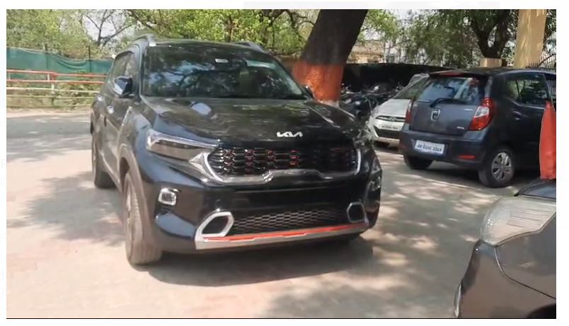 saraikela mai wahan se 22 lakh cash baramad 