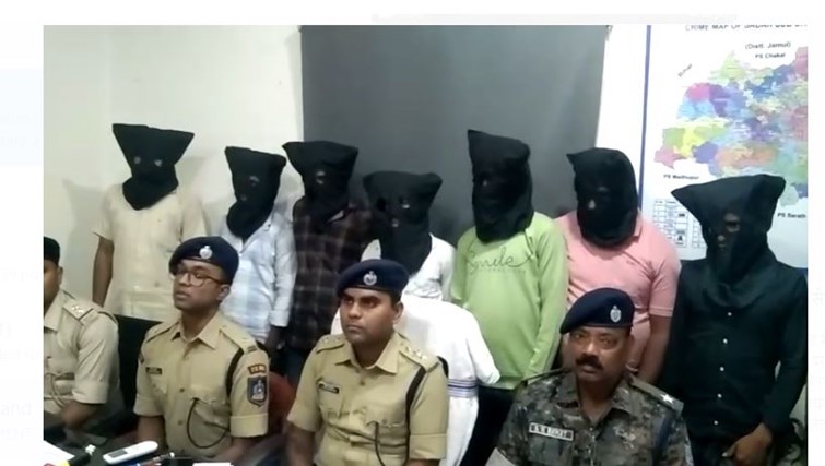 deoghar mai maadak padartha taskar gang ka udbhedan 