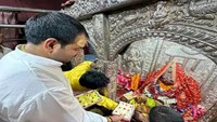 Tej Pratap was seen engrossed in devotion to MAA DURGA