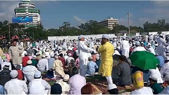  More than 30 thousand devotees offered namaz at Gandhi Maidan in Patna on Eid.